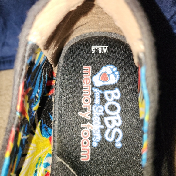 Bobs by sketchers memory foam sz 8.5 wedges - Picture 2 of 5